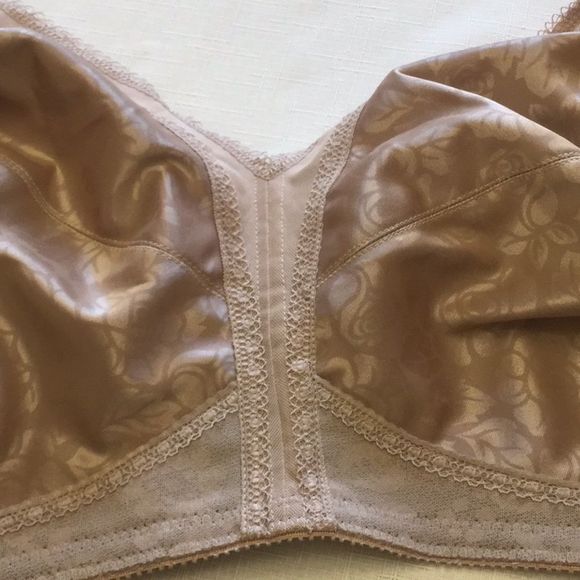 Playtex Style 4693 Wirefree Bra - Picture 2 of 5